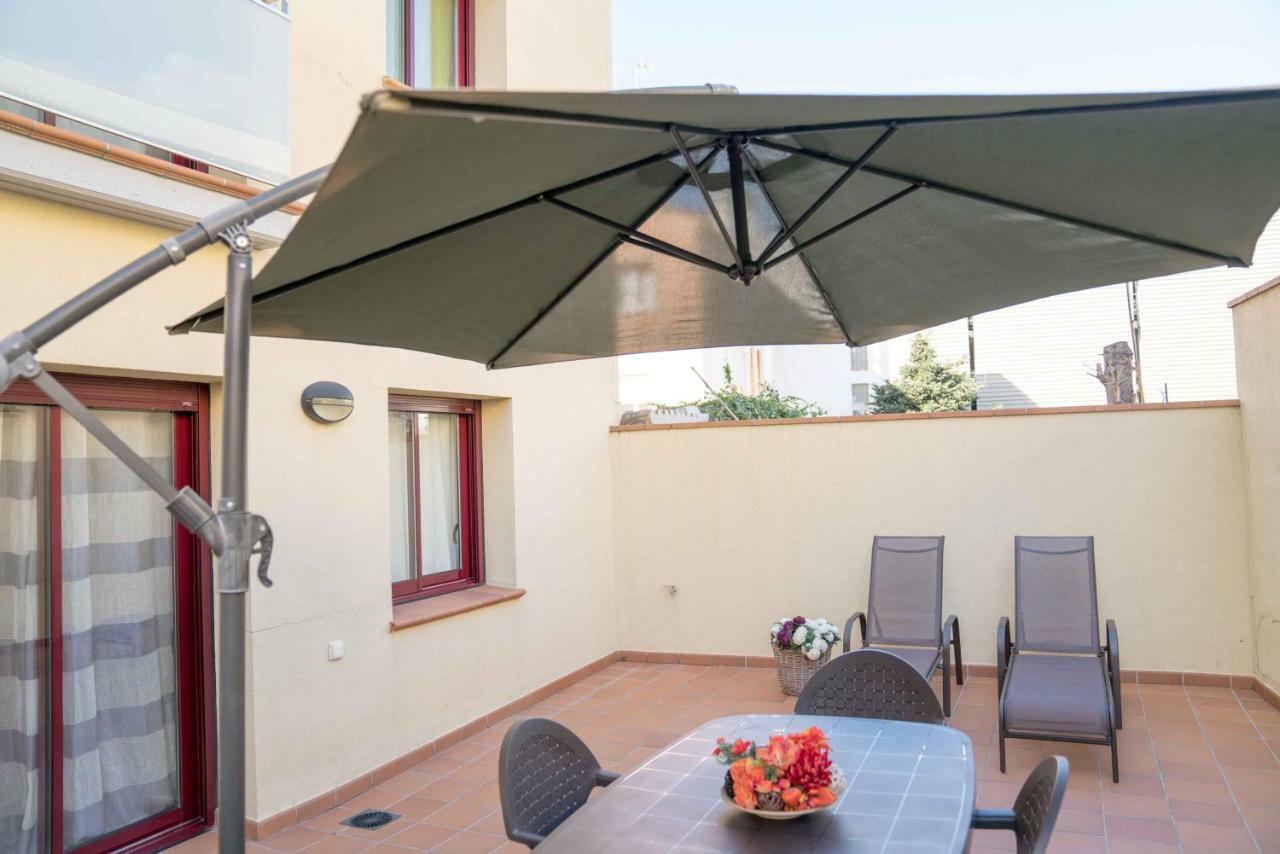 Apartaments Sant Pere Льорет-де-Мар Экстерьер фото