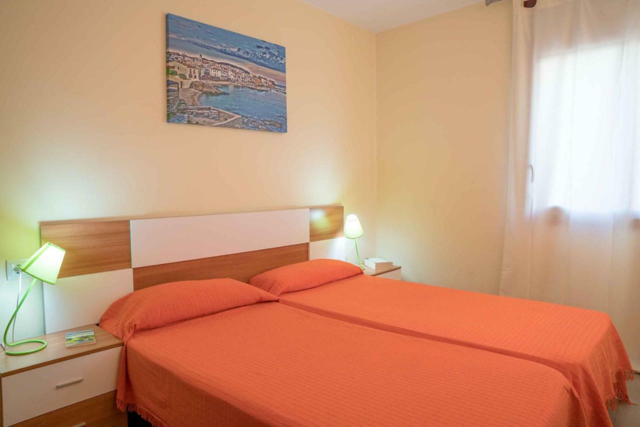 Apartaments Sant Pere Льорет-де-Мар Экстерьер фото