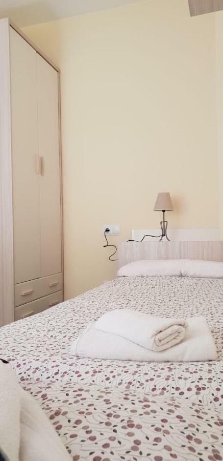 Apartaments Sant Pere Льорет-де-Мар Экстерьер фото